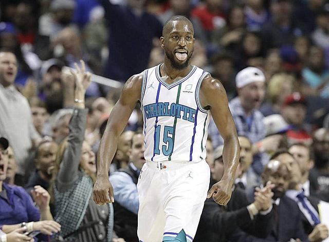 全市场：梅努是那不勒斯的首选，佩莱格里尼和米雷蒂也是候选（全市场：那不勒斯头号目标为梅努，佩莱格里尼与米雷蒂列入备选）