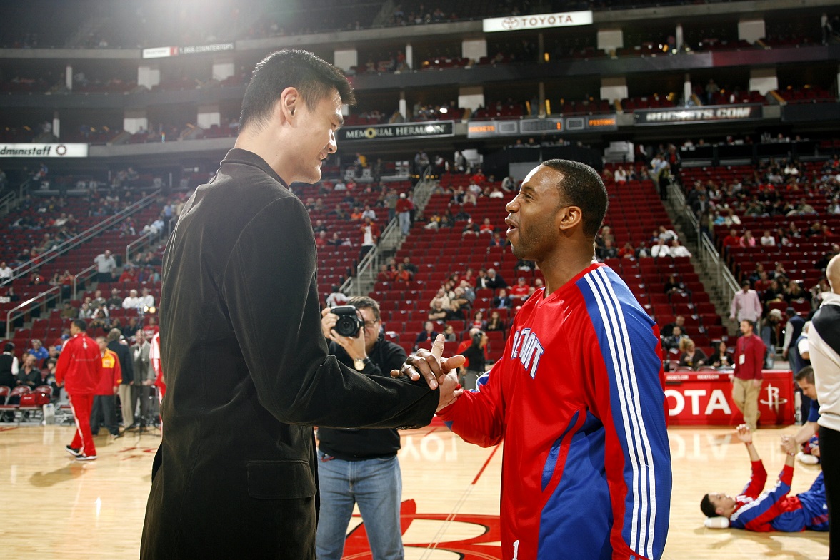 北青：向余望不参加冲超庆祝直奔U22，确认下赛季留在铜梁龙（北青：向余望缺席冲超庆典转赴U22，已确认下赛季继续效力铜梁龙）